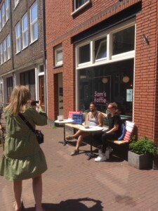 gevelbank sams koffie amsterdam